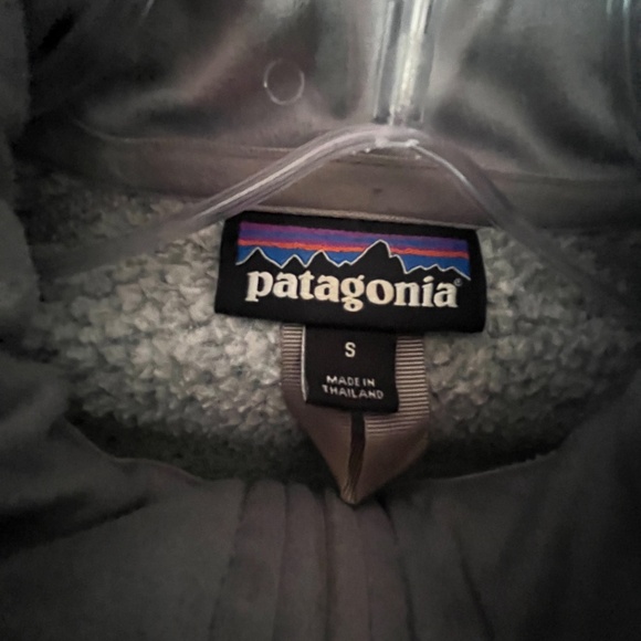 Patagonia grey fleece zip-up - Small - Picture 4 of 4